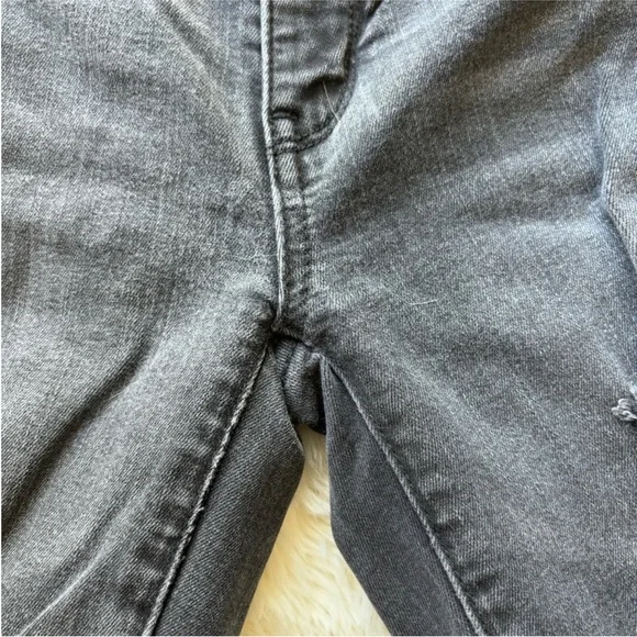 American Eagle Outfitters Charcoal Distressed Skinny Jeans - Picture 16 of 16